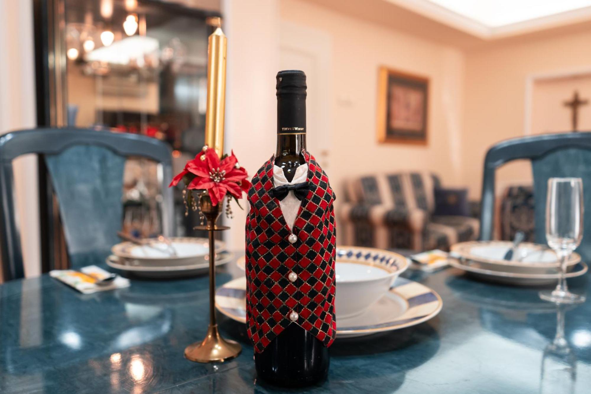 Apartamento Favorite Family & Dining Gem In *