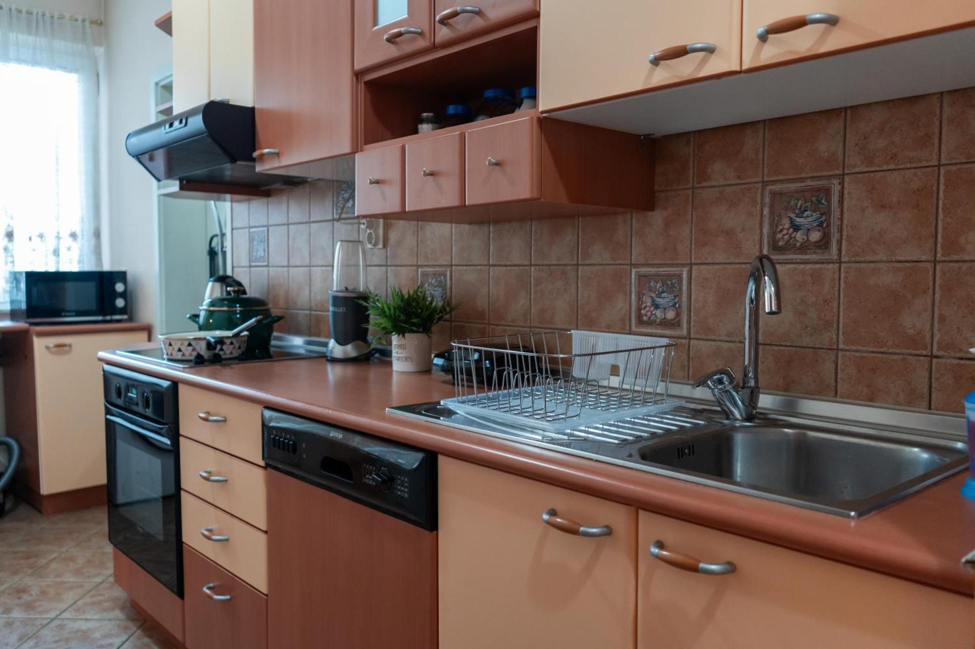 Apartamento Favorite Family & Dining Gem In